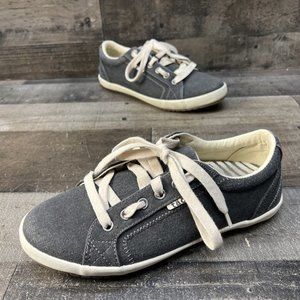 Taos Star Womens Dark gray Canvas Comfort Sneakers Size 7 Wide